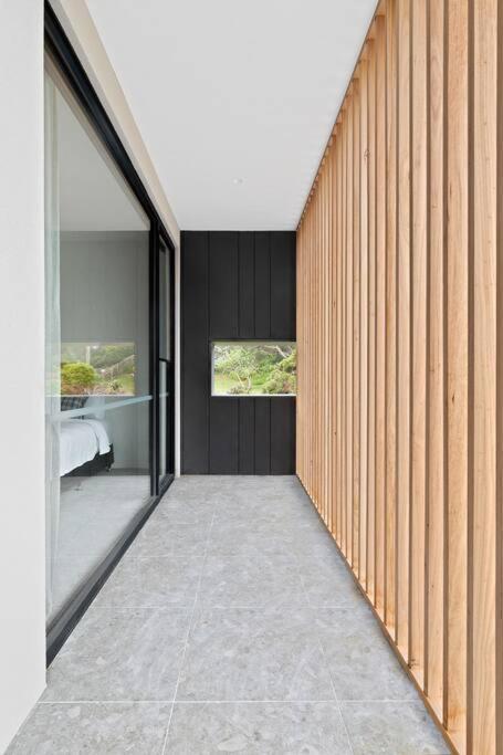 Kirks On Park - Brand New Luxury Home, Great Location Сорренто Экстерьер фото