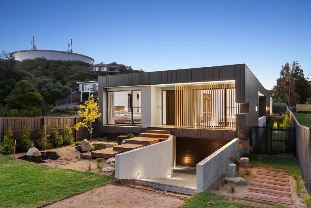 Kirks On Park - Brand New Luxury Home, Great Location Сорренто Экстерьер фото